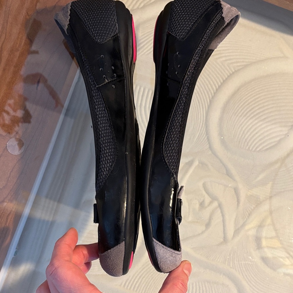 Puma Women's Black and Gray Loafers - Picture 5 of 10